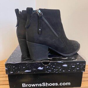Browns Shoes Exclusive Artica Ankle Boots, Black Nubuck, Size 7, Waterproof